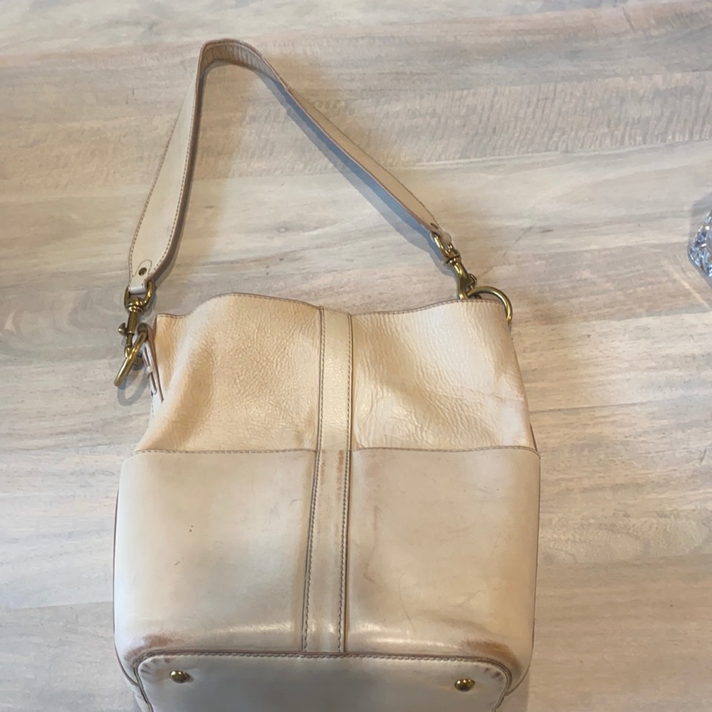 Frye Ilana bucket bag, magnetic closure and attached coin purse, natural color